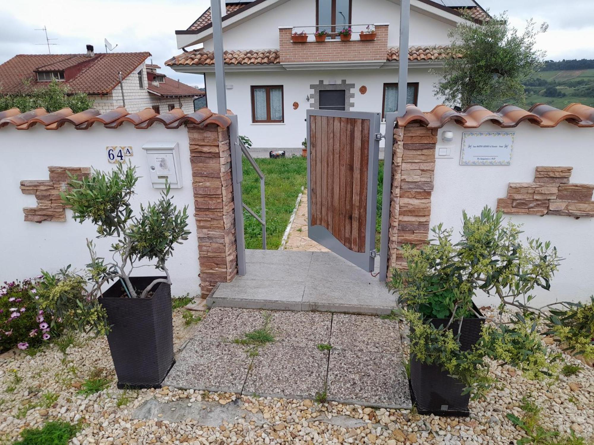 Villa Mastro Oleario 5 Dal Mare 30 Dai Monti Torrevecchia Teatina Buitenkant foto